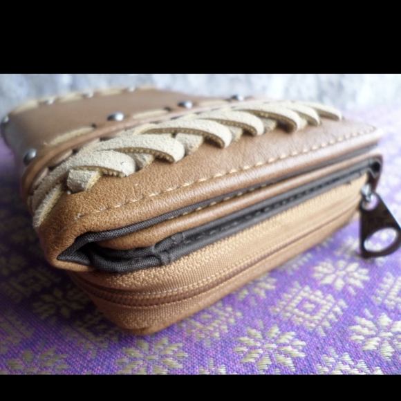 Montana West brown leather zip & snap close wallet braided detail - Picture 6 of 10